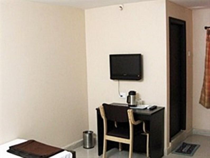 היידראבד Dwaraka Inn חדר תמונה